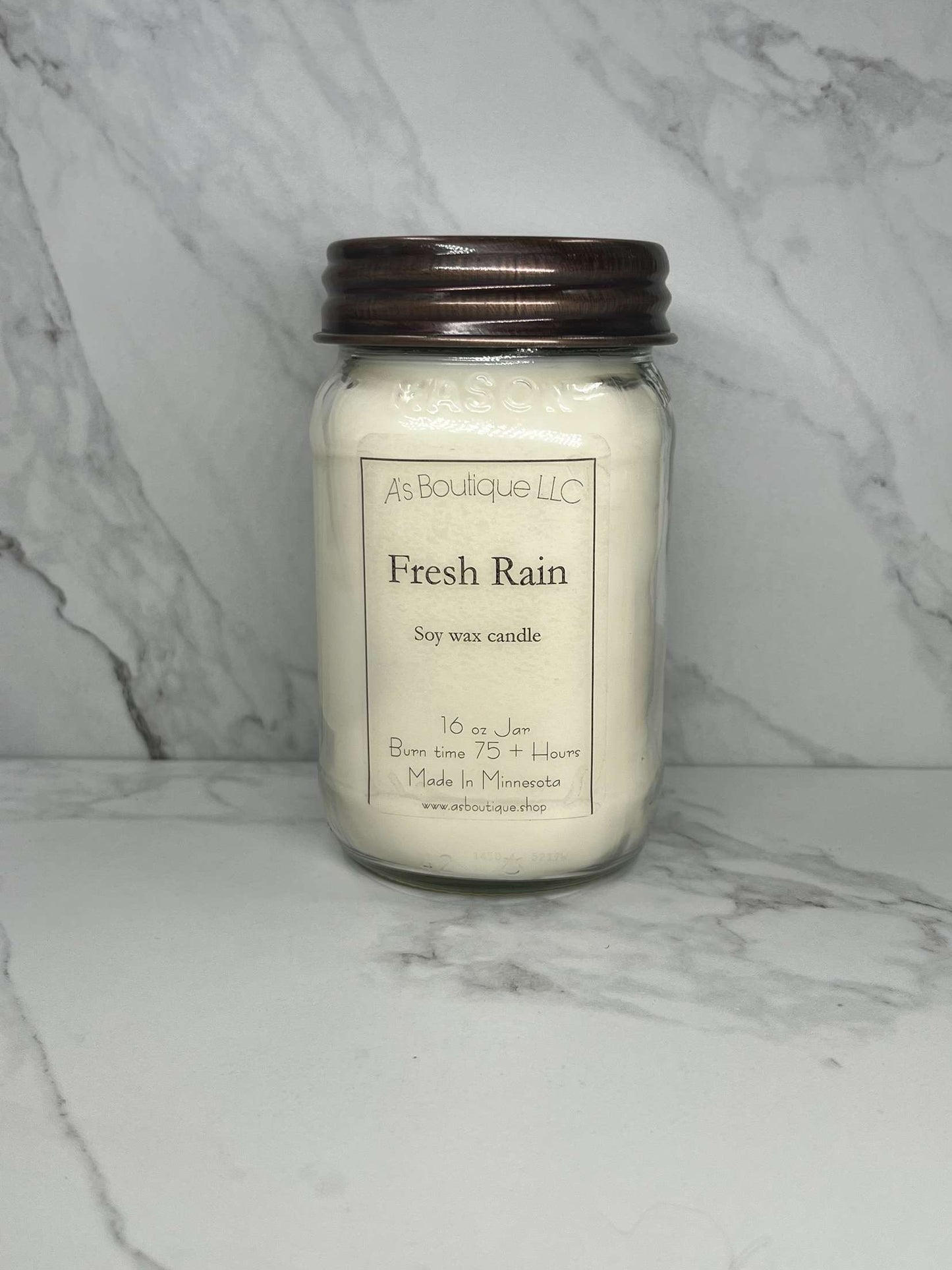 16 oz Soy Candle | Fresh Rain |