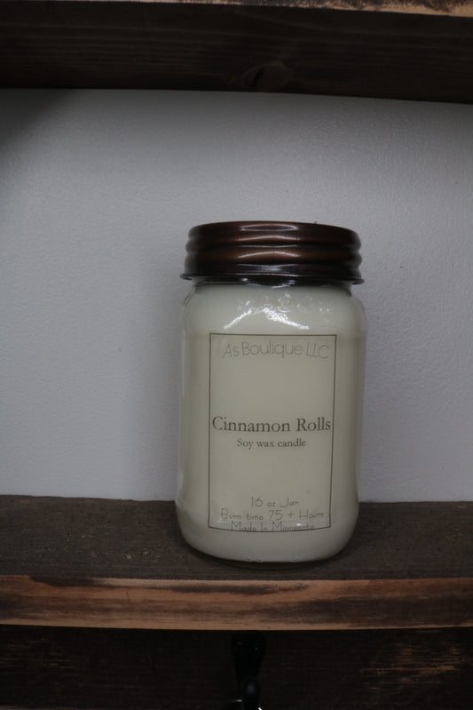 16 oz Soy Candle | Cinnamon Roll |