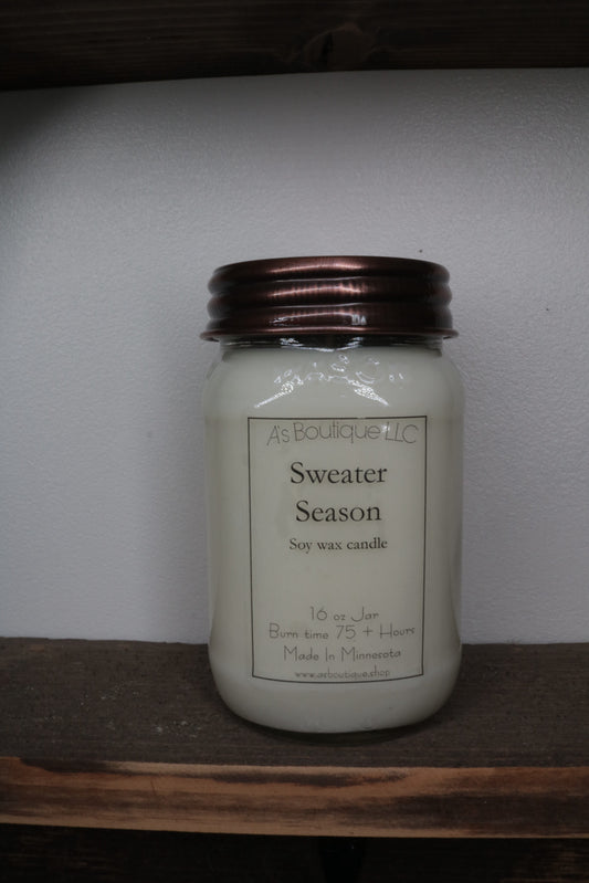 16 oz Soy Candle | Sweater Season |