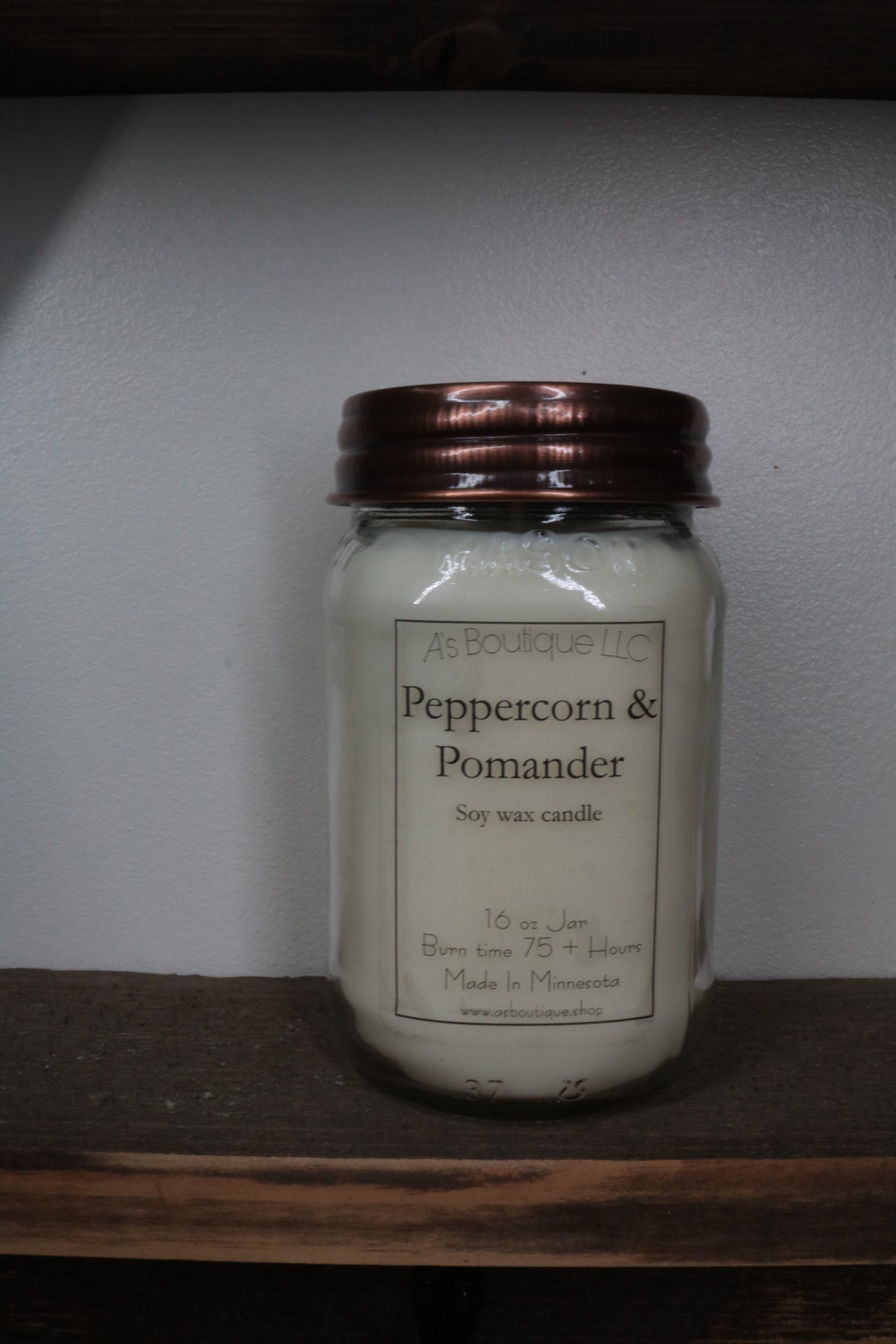 16 oz Soy Candle | Peppercorn & Pomander |
